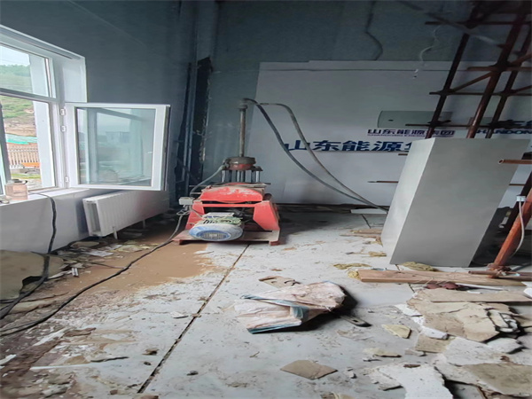 莱城地基基础下沉墙体裂缝加固注浆顶升施工